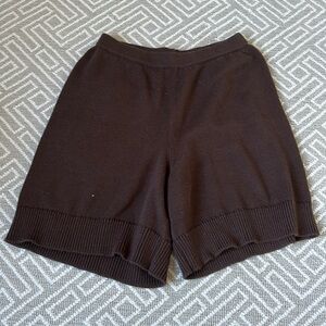 Brown James Street Co knit shorts | size small